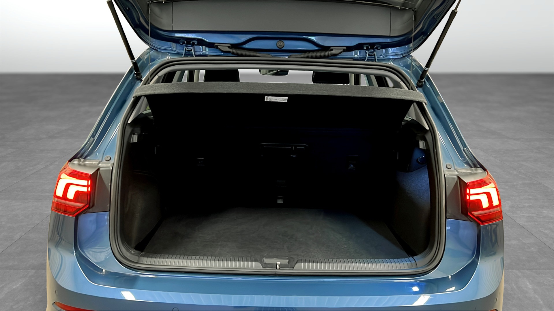 Volkswagen Golf RBS48M