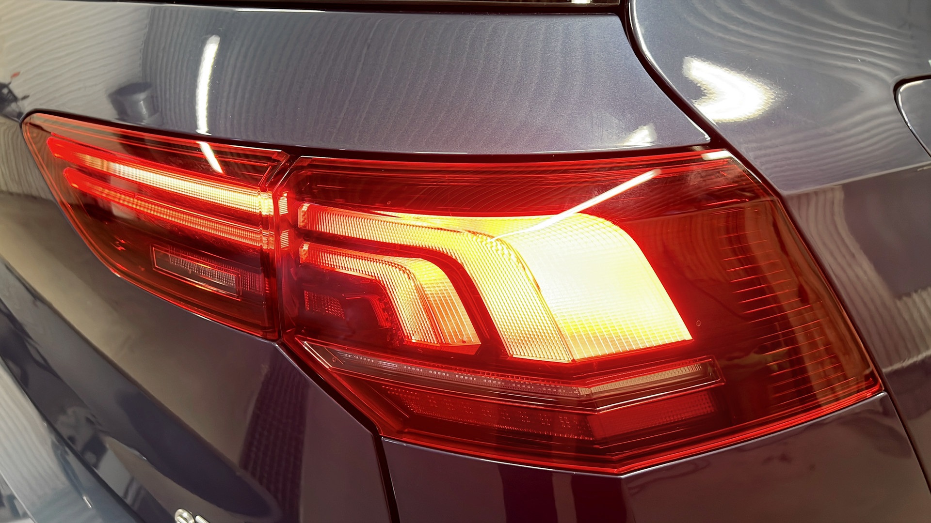 Volkswagen Golf RBS48M