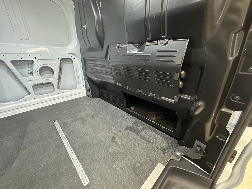 Volkswagen T7 Transporter RBU01A
