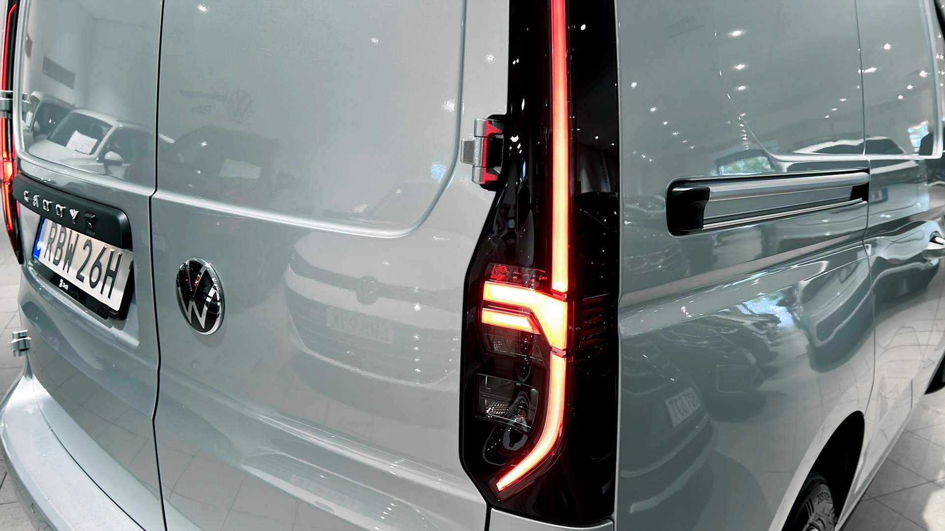 Volkswagen Caddy Cargo RBW26H