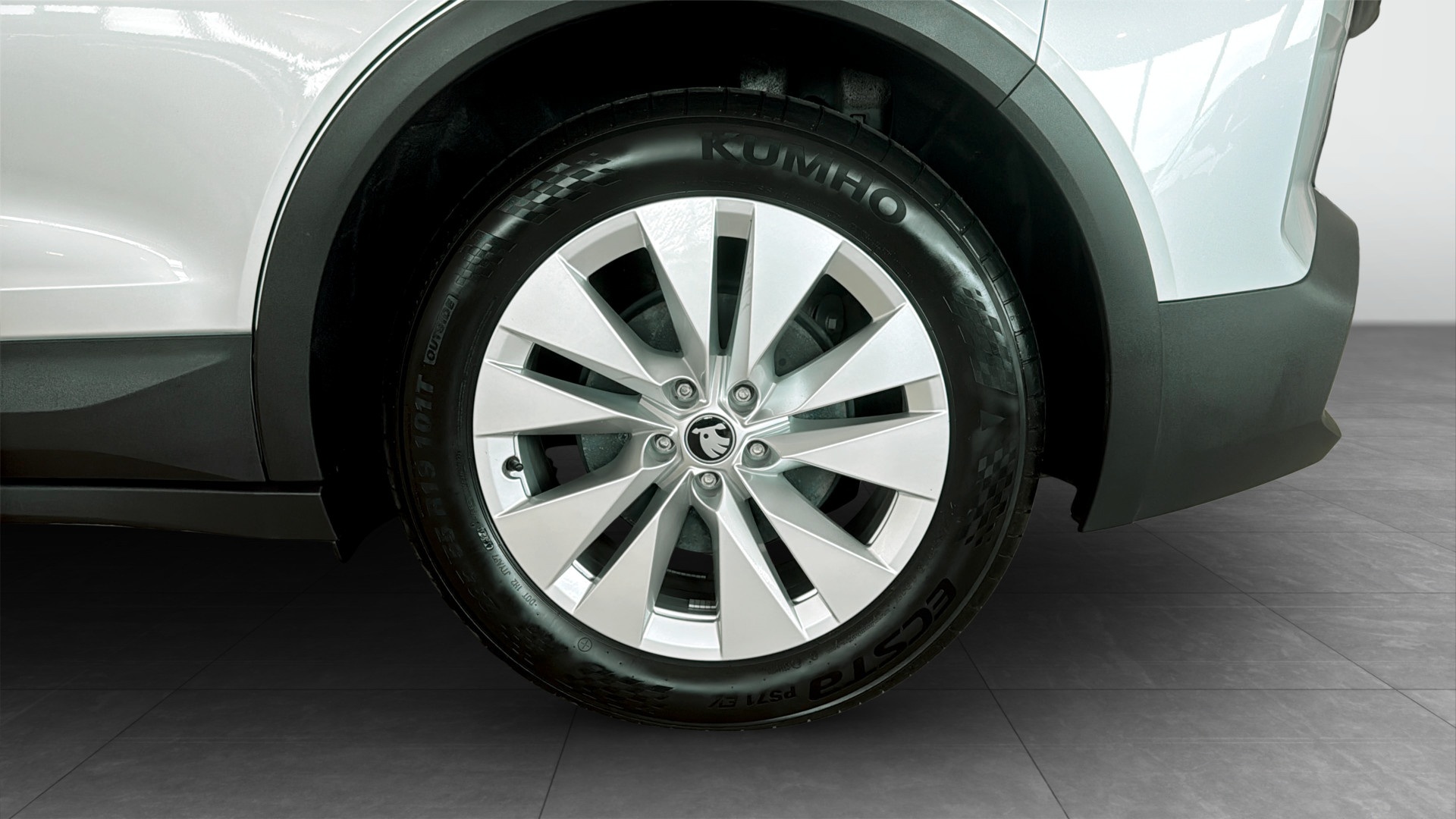 Skoda Elroq RBW58W