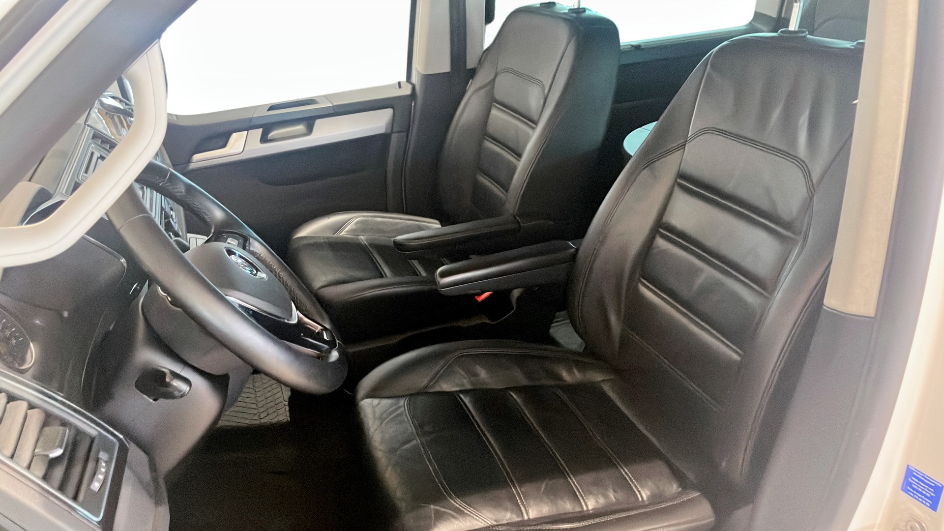 Volkswagen Multivan RBX626