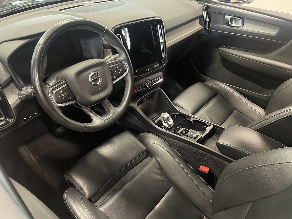 Volvo XC40 RBY05J