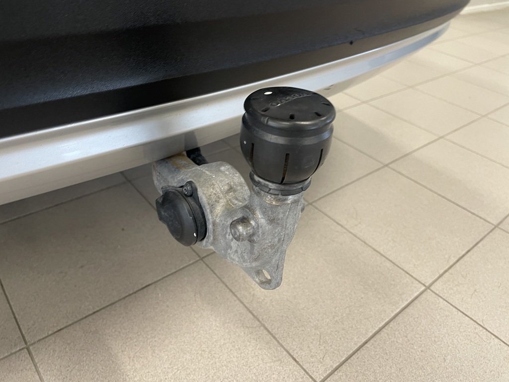 Volvo XC40 RBY05J
