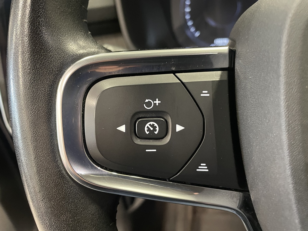Volvo XC40 RBY05J