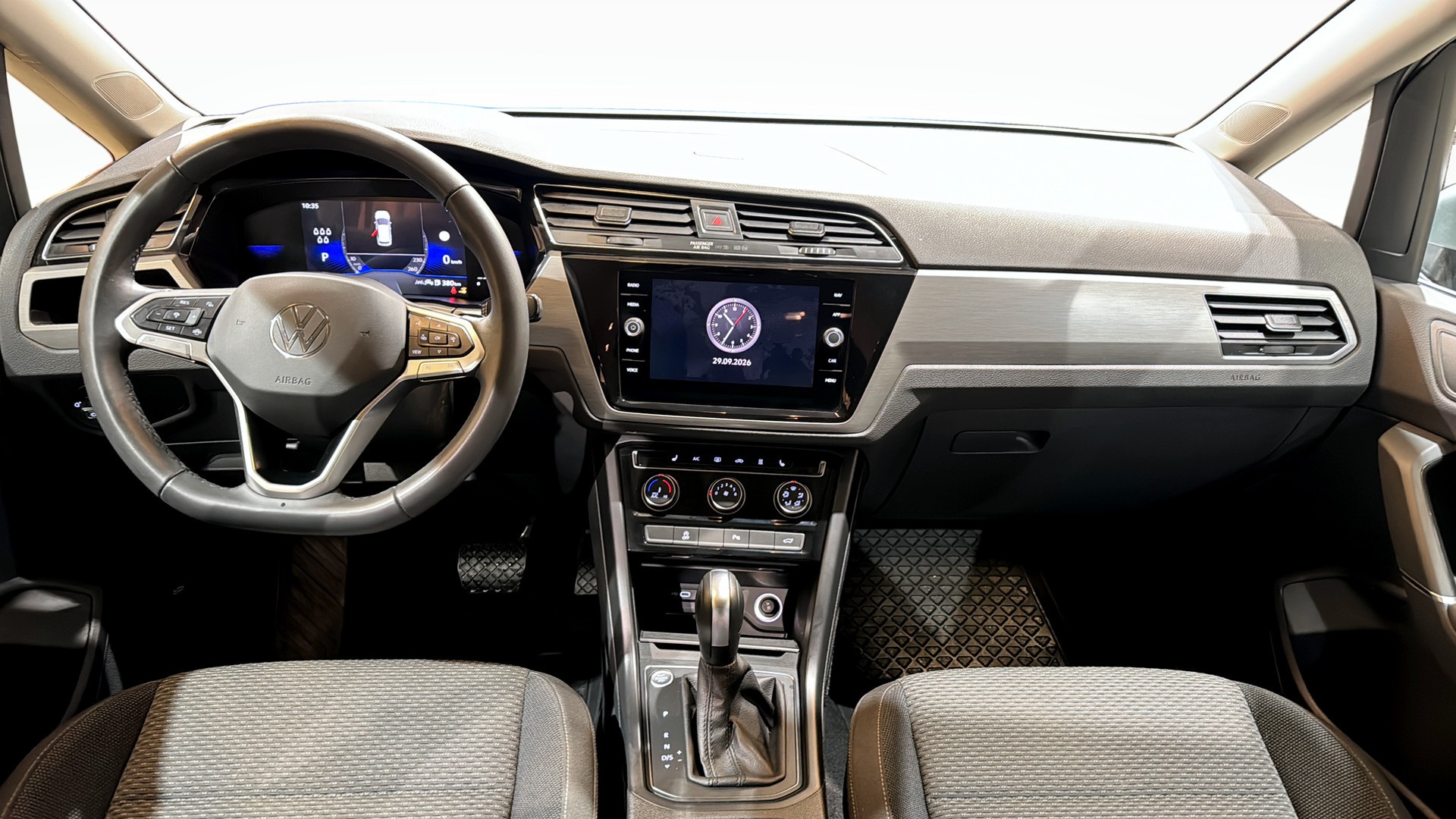 Volkswagen Touran RBY28B
