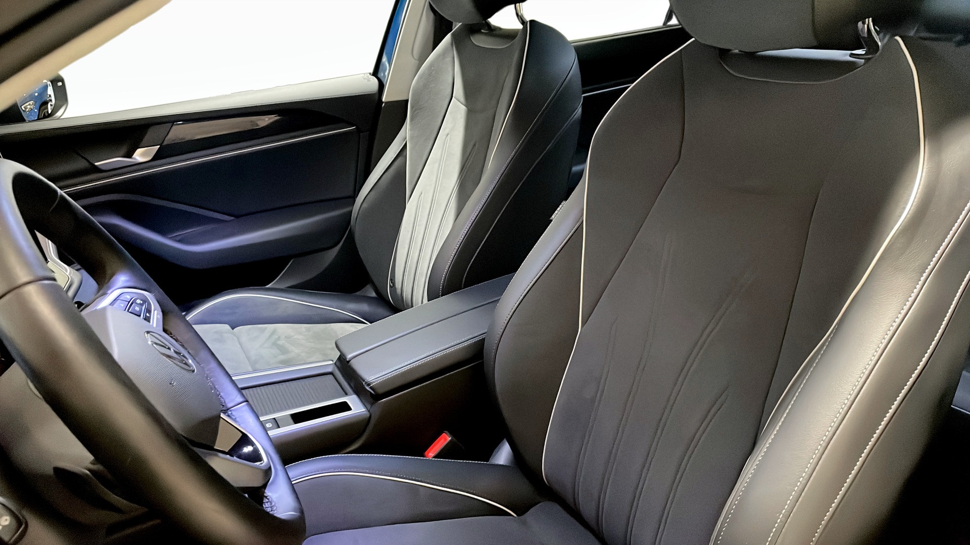 Volkswagen Passat Sportscombi RBY67G