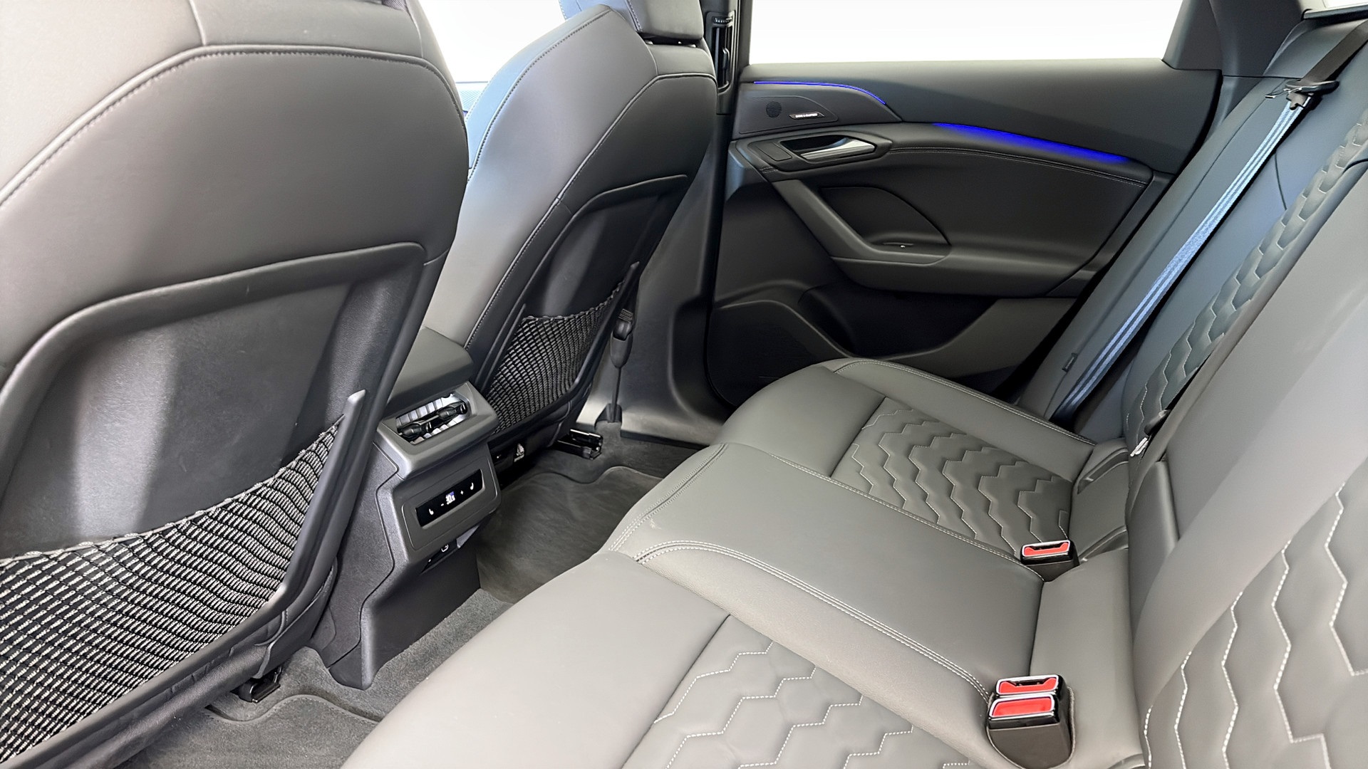 Audi A6 Sportback e-tron RBY74K