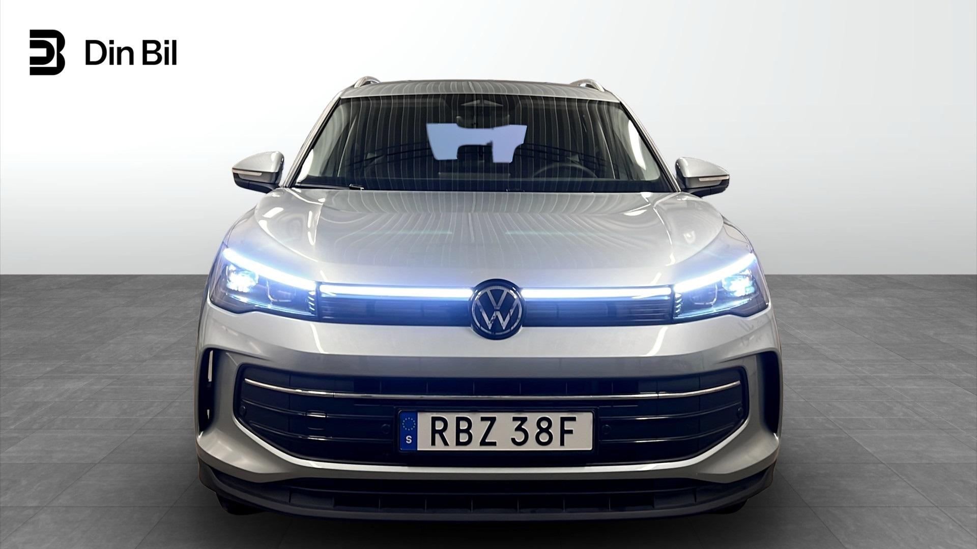 Volkswagen Tiguan RBZ38F