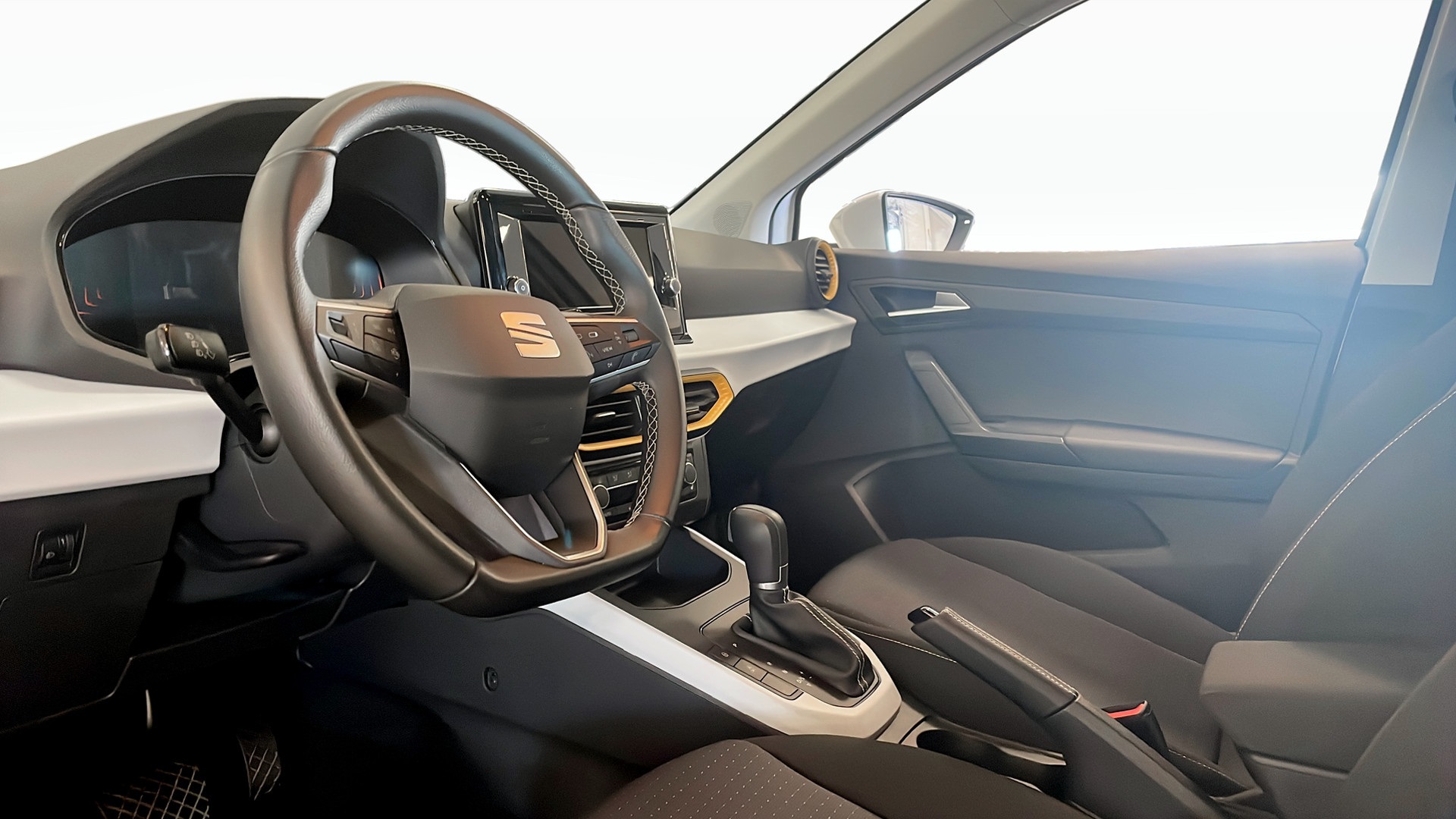 SEAT Arona RBZ43Y