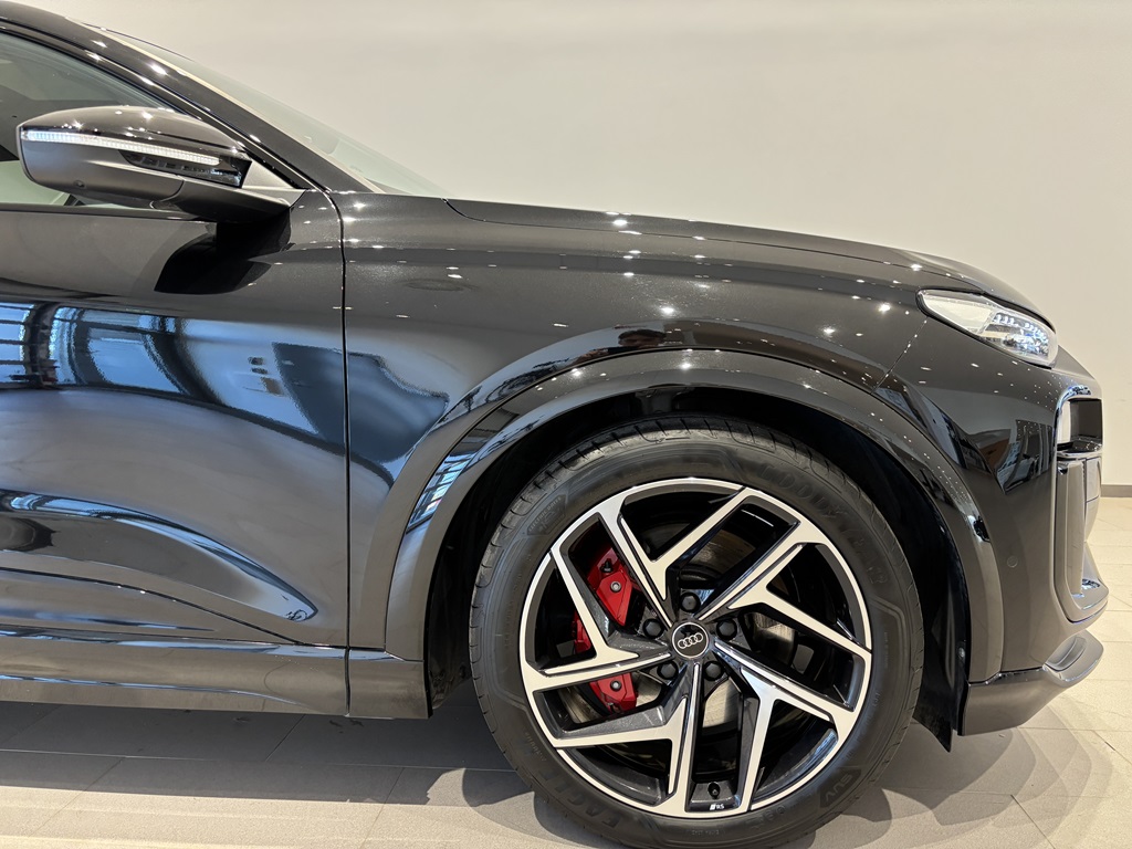 Audi SQ6 e-tron RBZ69S