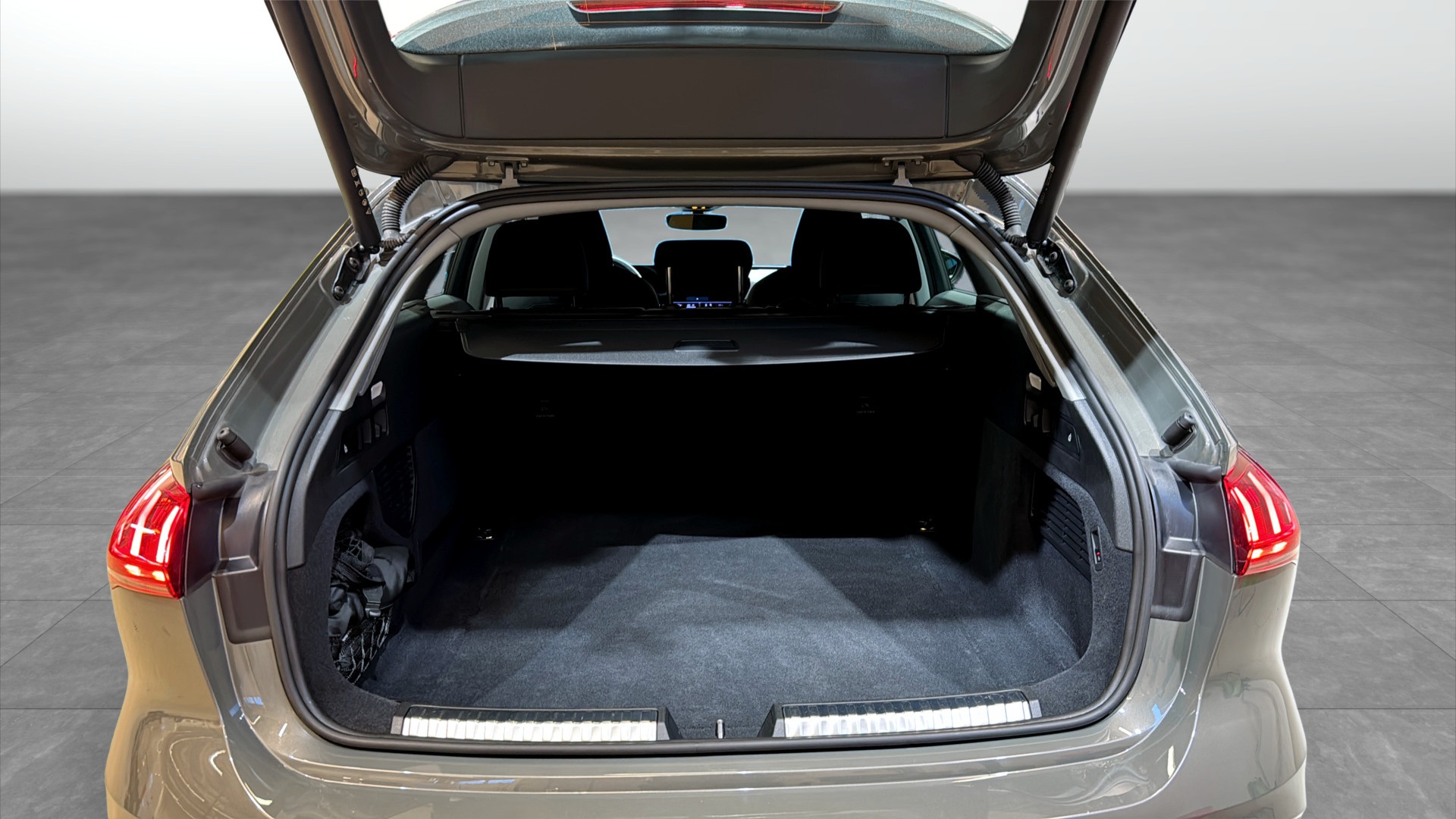 Audi A5 Avant RCA99C