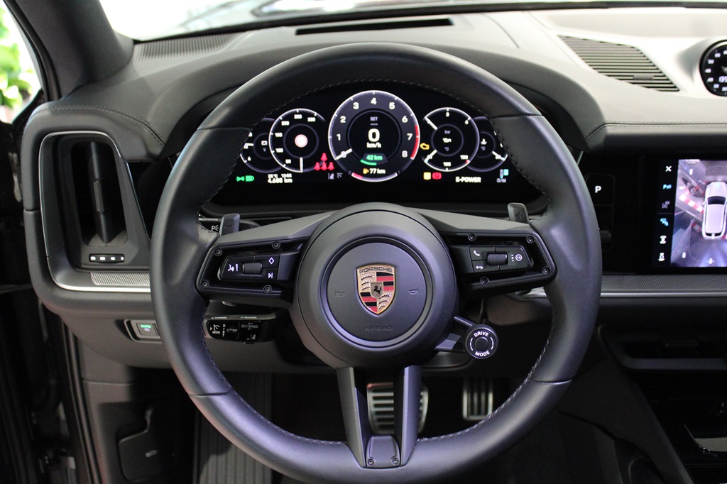 Porsche Cayenne RCB53Y
