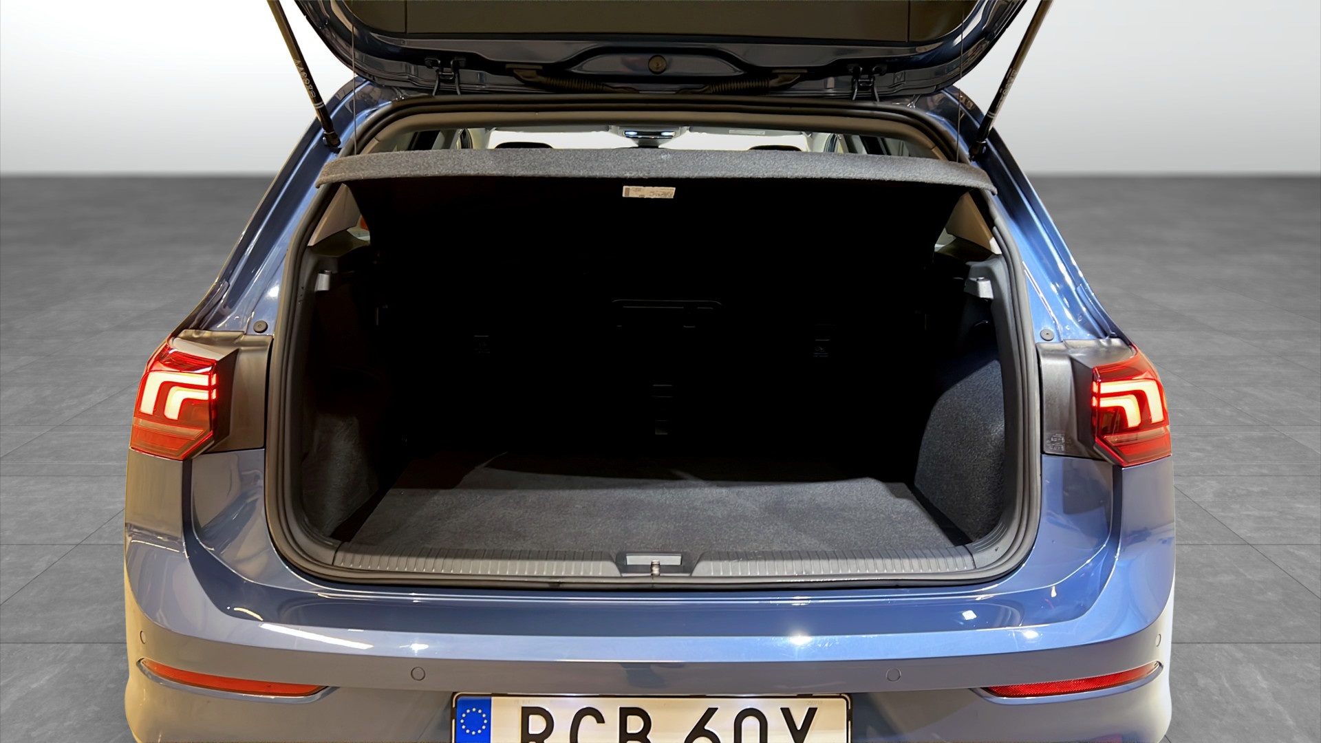 Volkswagen Golf RCB60Y