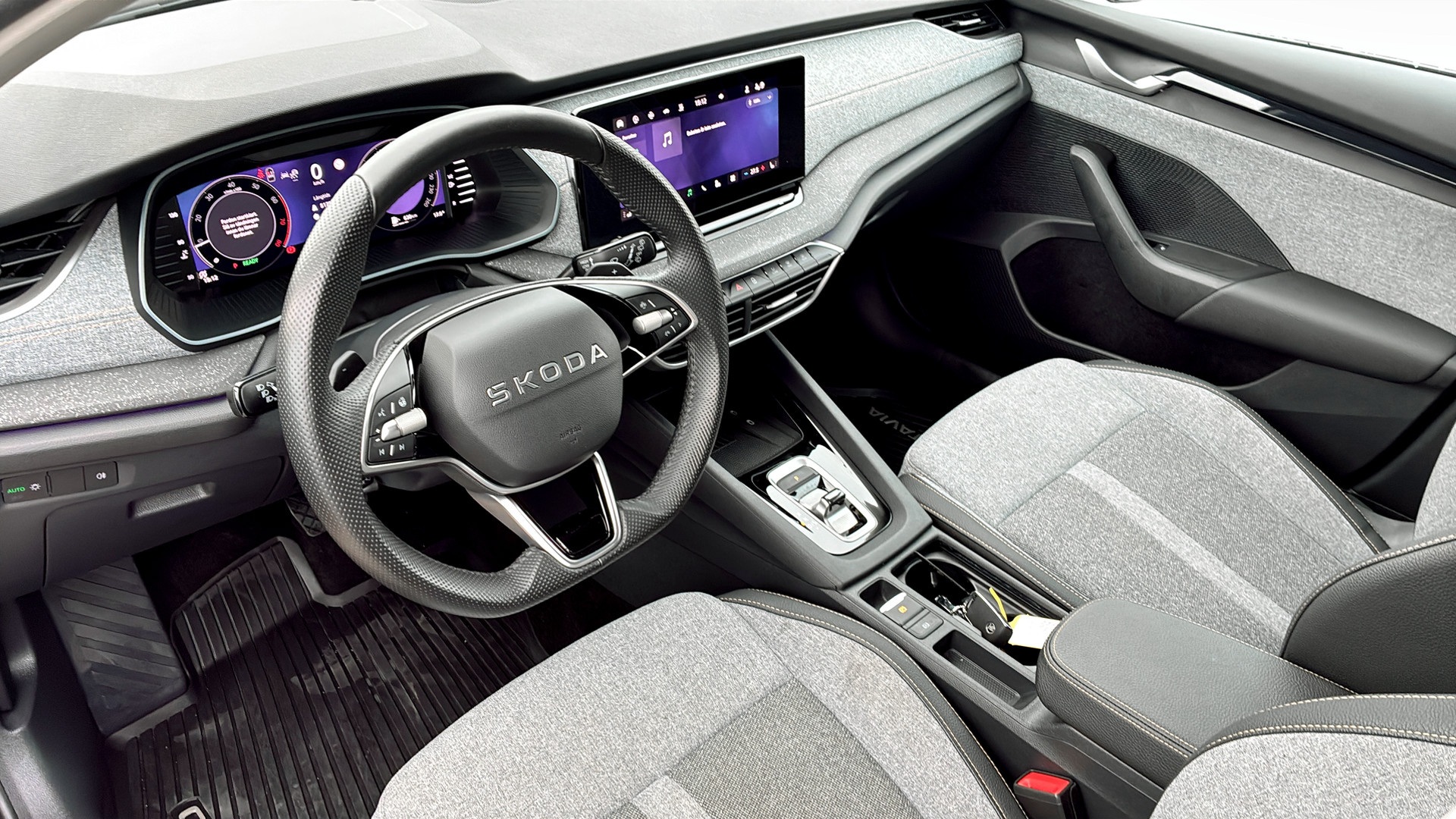 Skoda Octavia Combi RCB72U