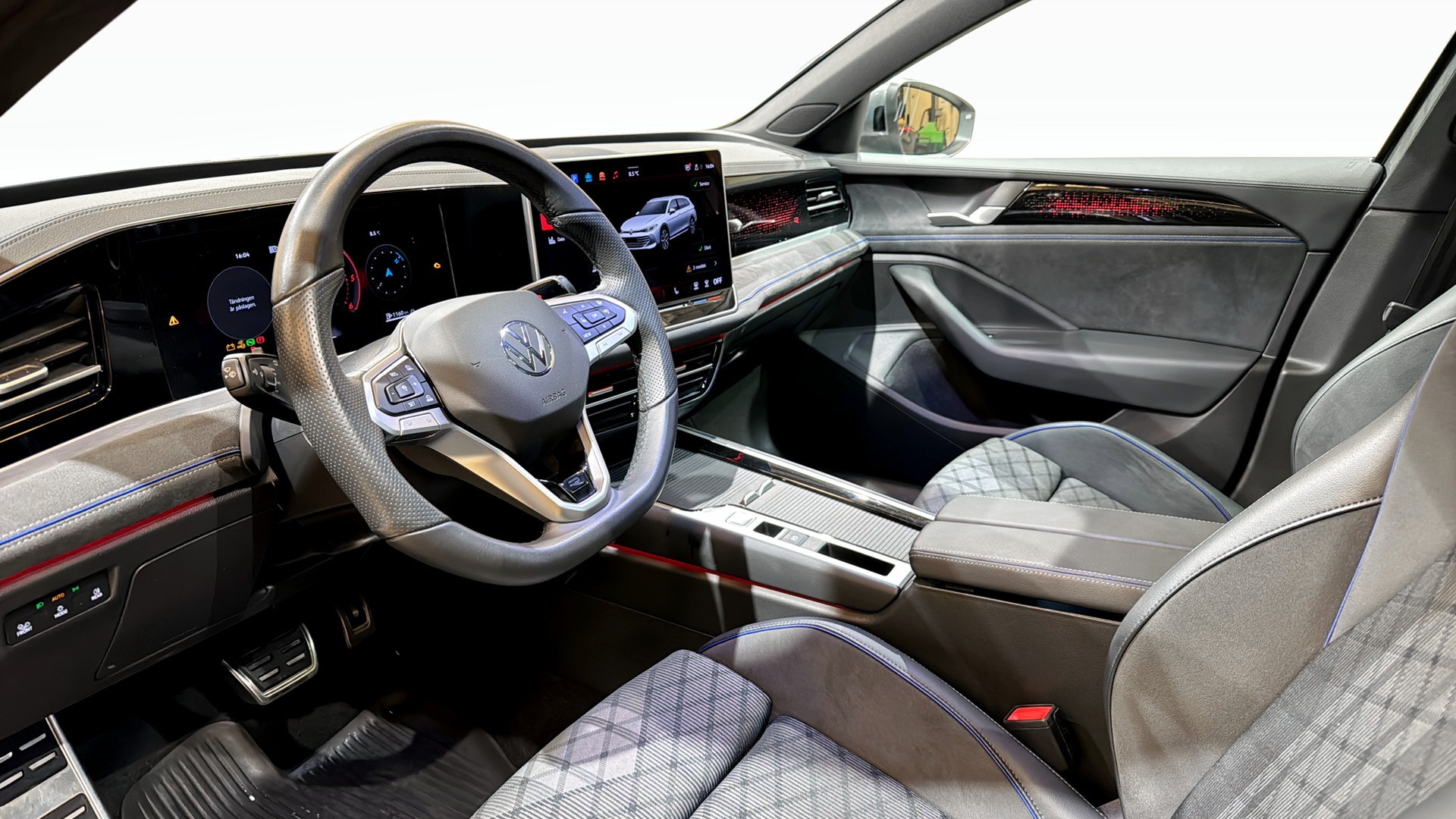 Volkswagen Passat RCC02N