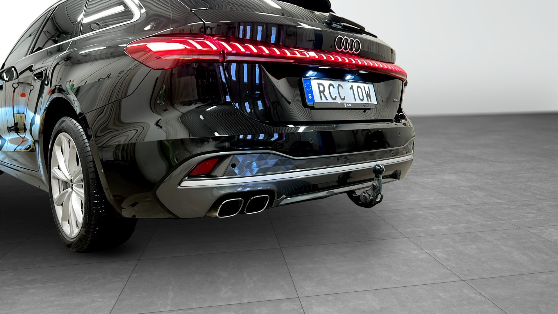Audi A5 Avant RCC10W