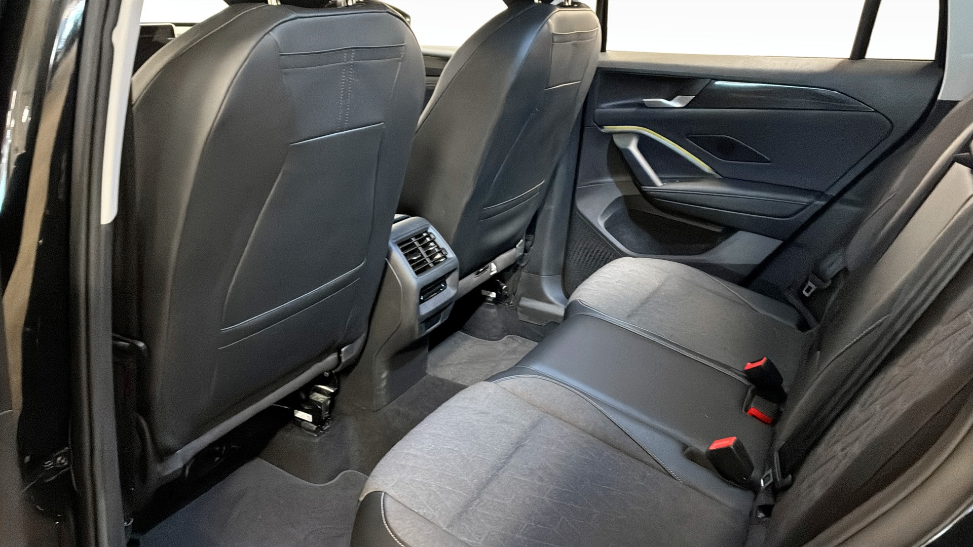 Volkswagen Tiguan RCC69P