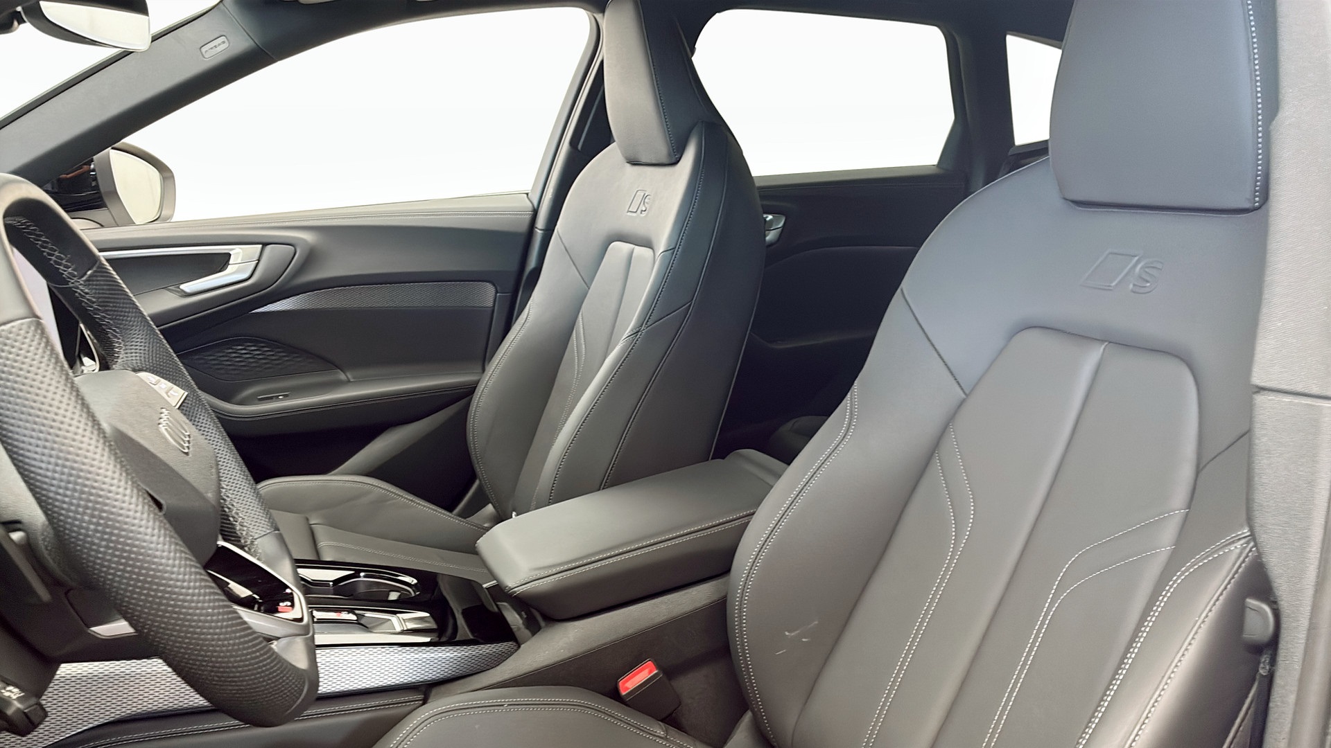 Audi A5 Avant RCD48M