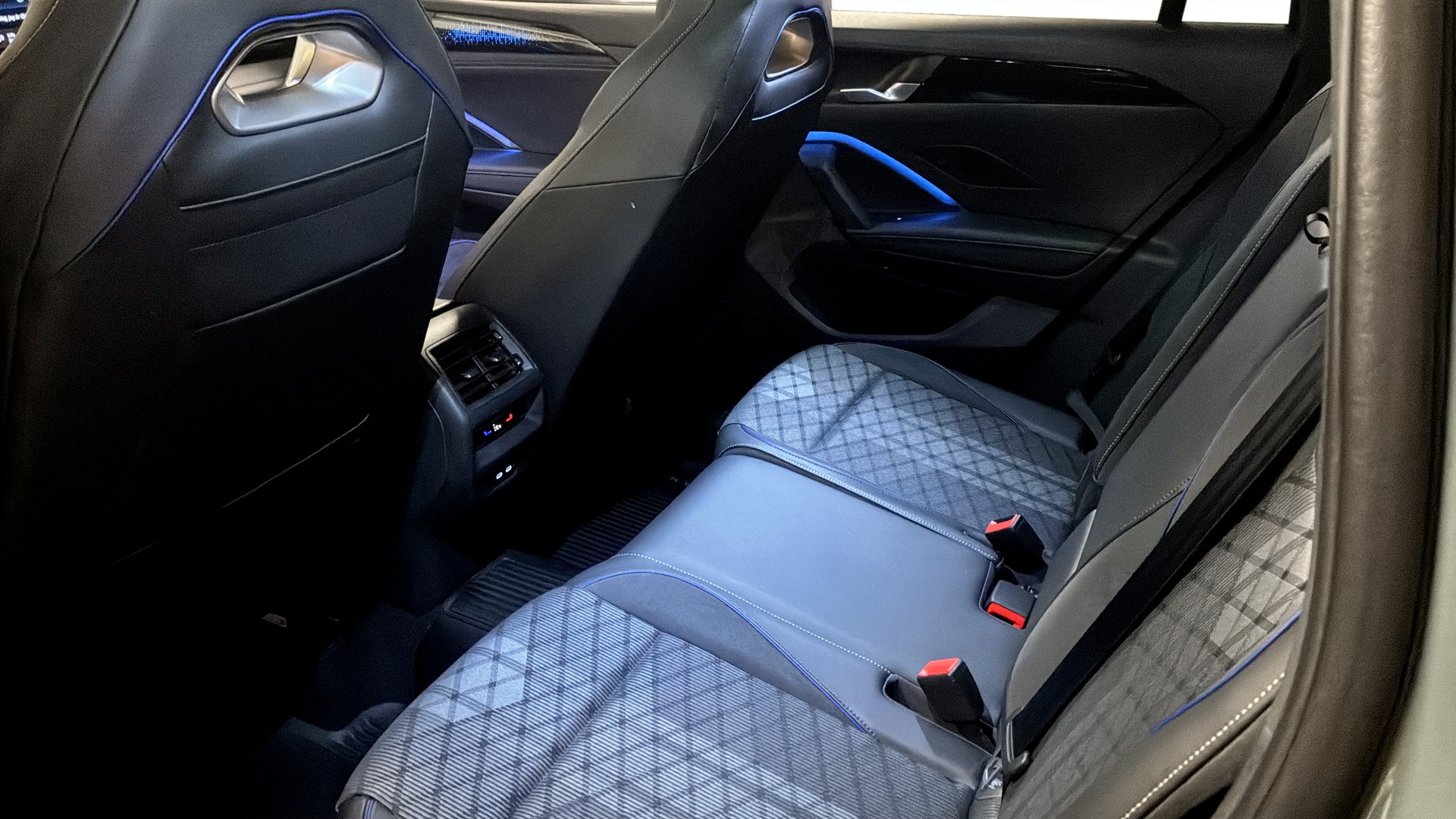 Volkswagen Tiguan RCE41N