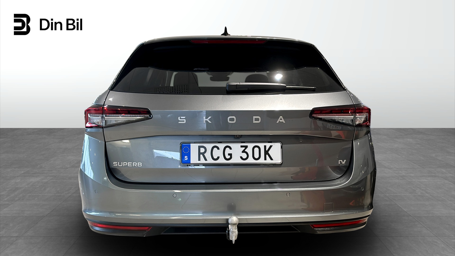 Skoda Superb Combi RCG30K
