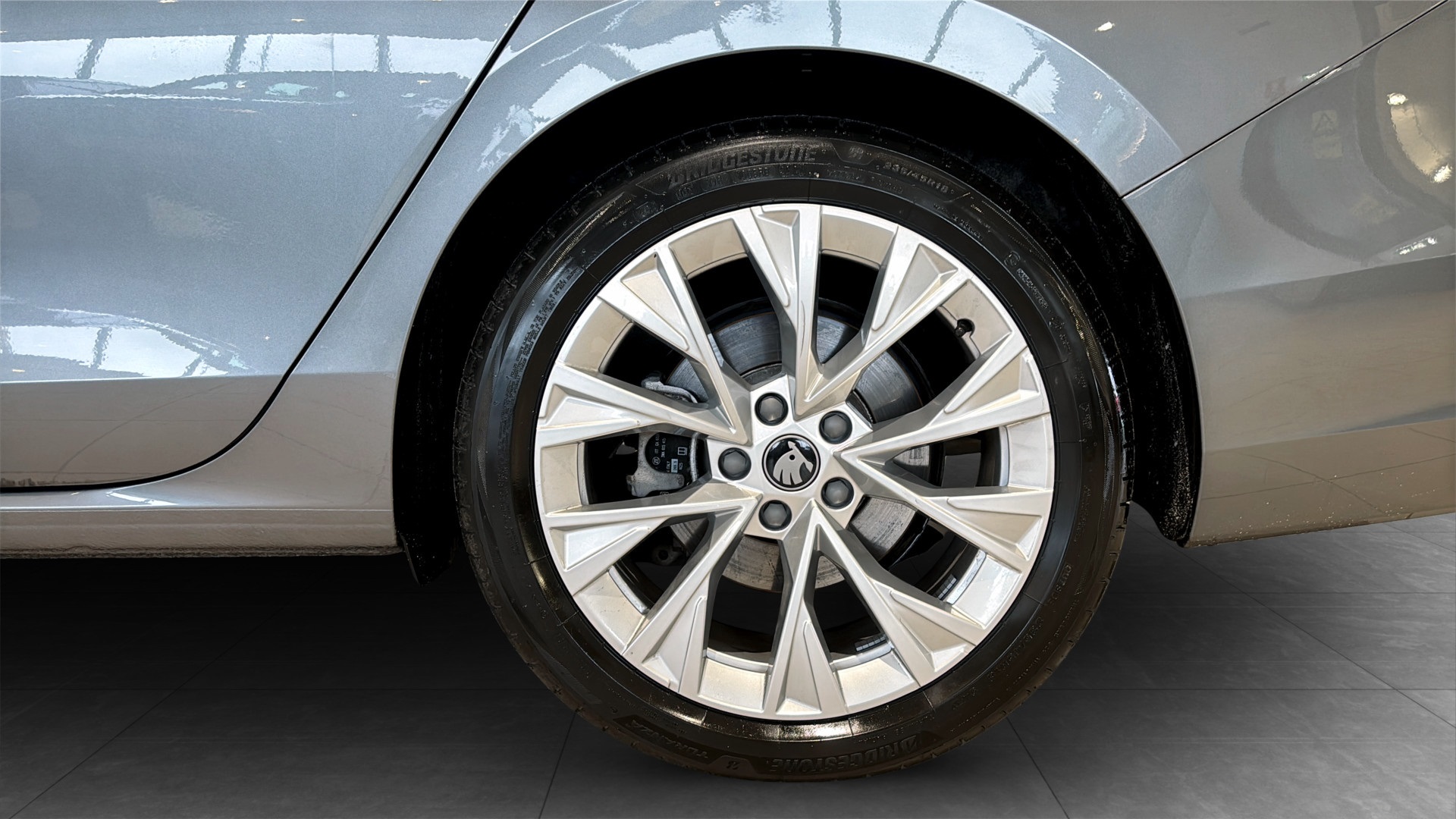 Skoda Superb Combi RCG30K