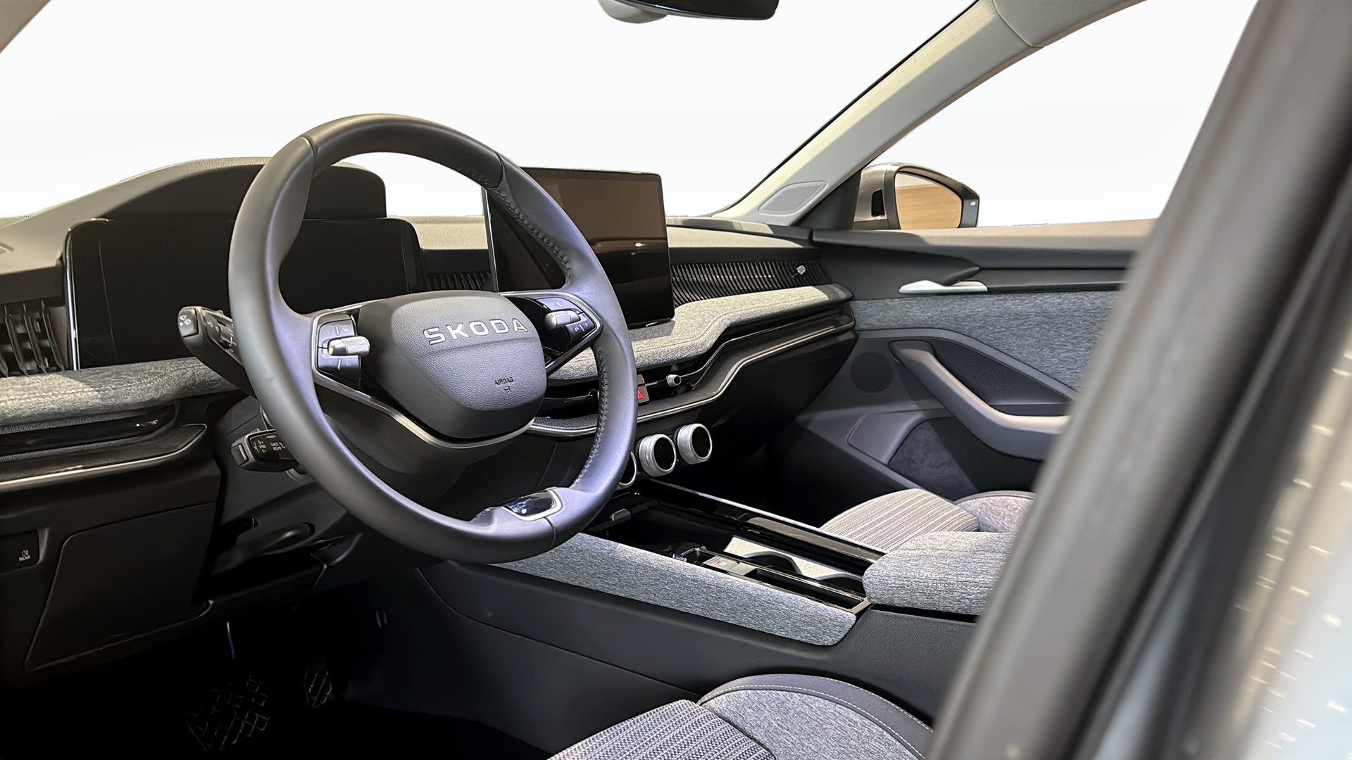 Skoda Superb Combi RCG30K