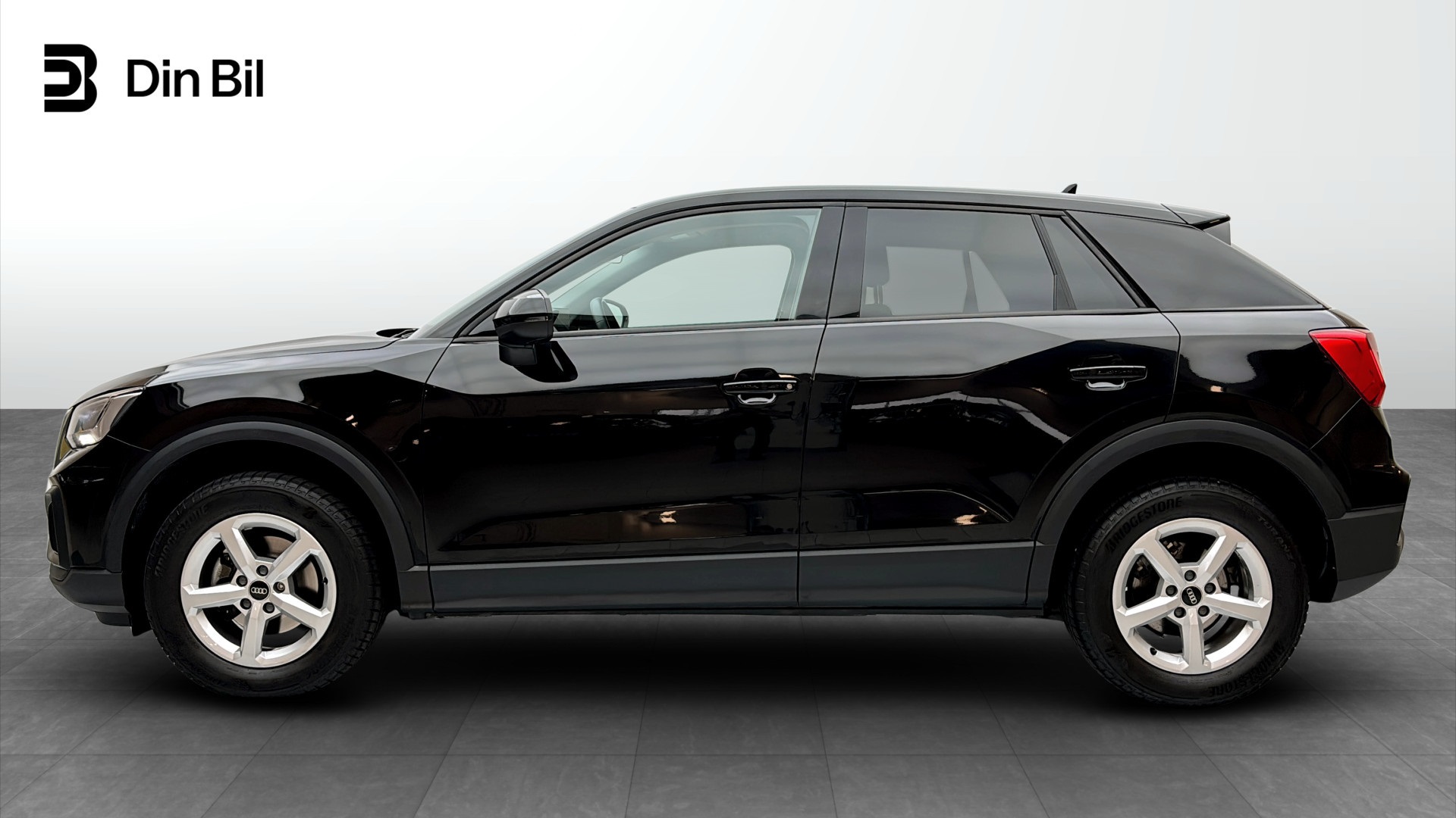 Audi Q2 RCG93P