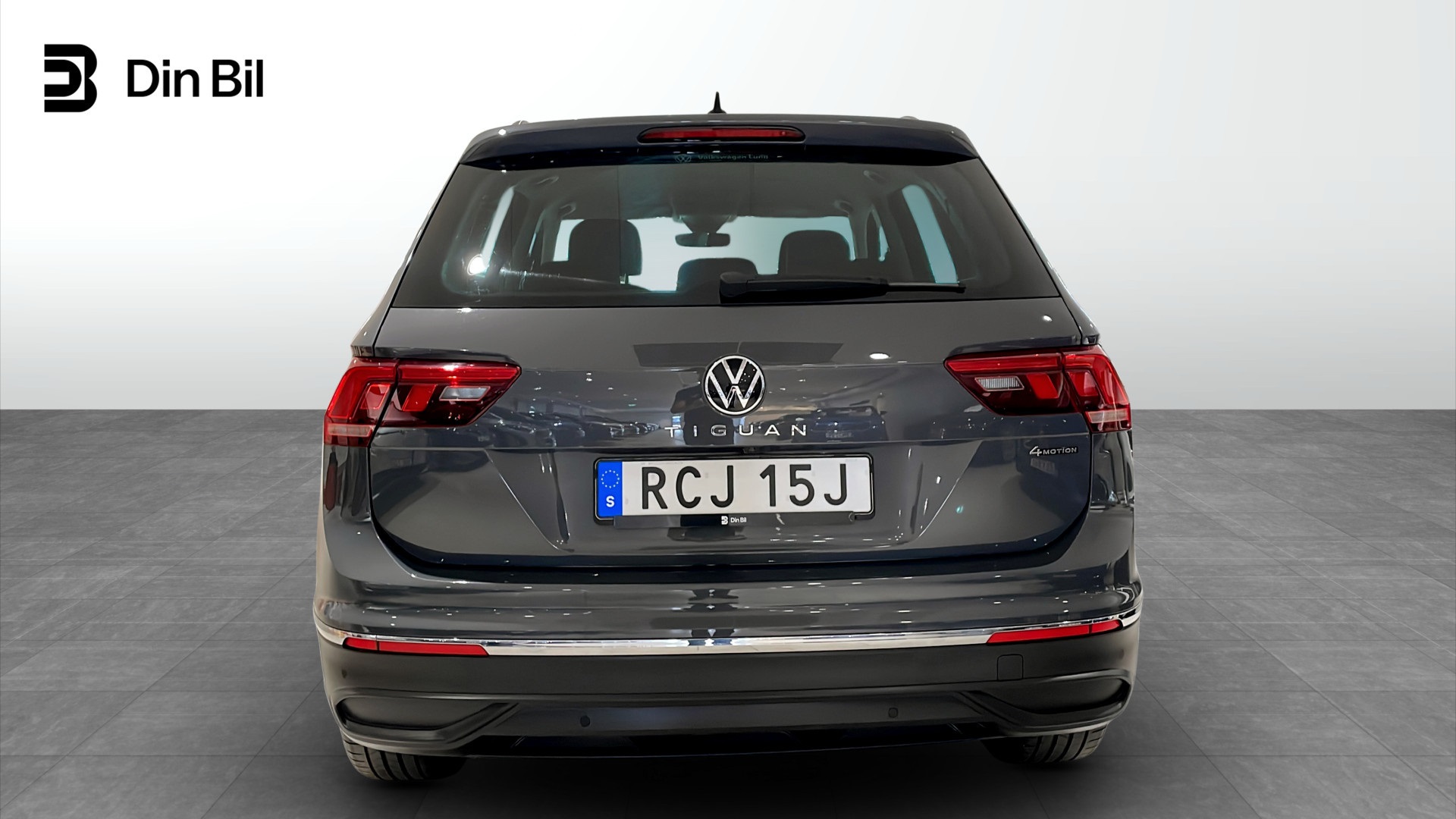 Volkswagen Tiguan RCJ15J