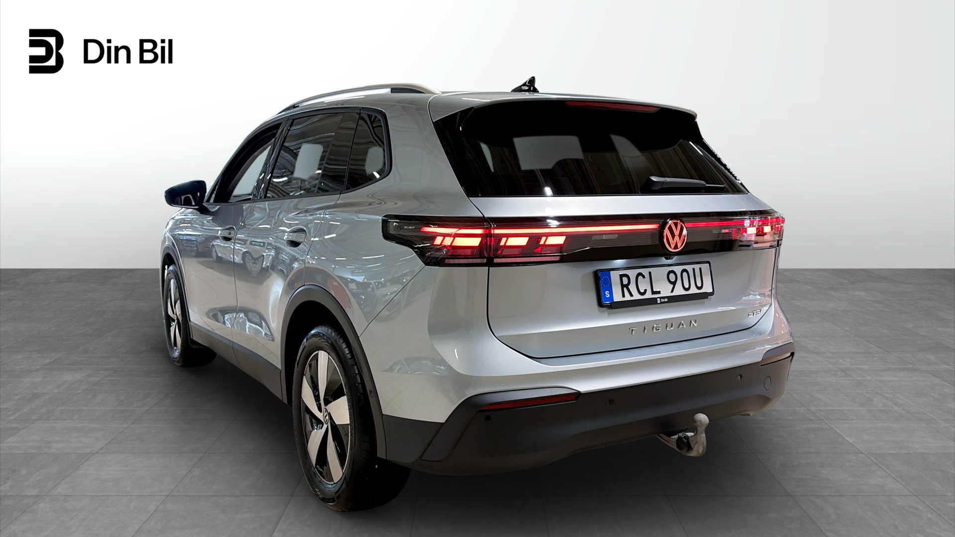 Volkswagen Tiguan RCL90U
