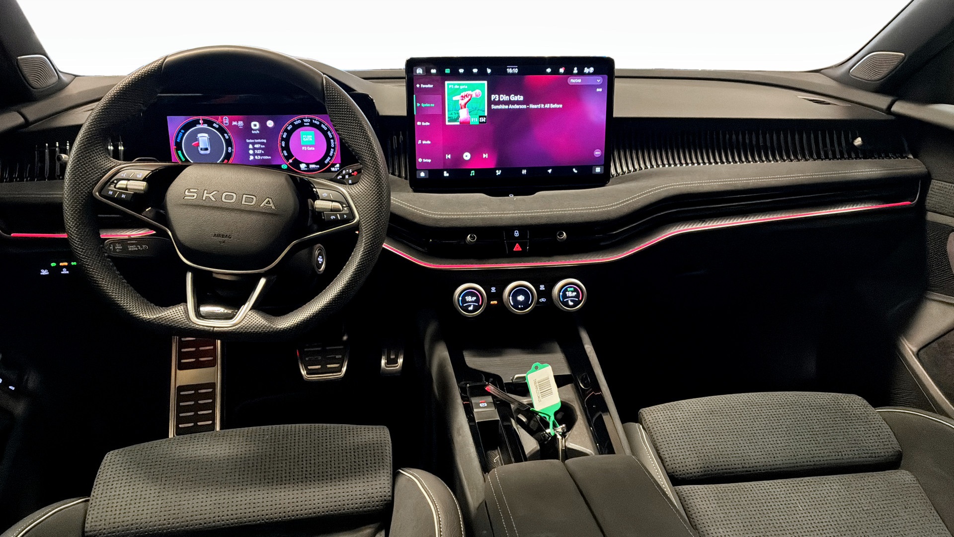 Skoda Superb RCL92B