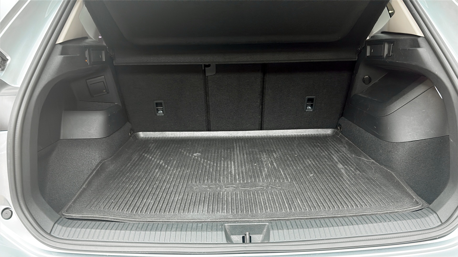 Volkswagen Tiguan RCN87B