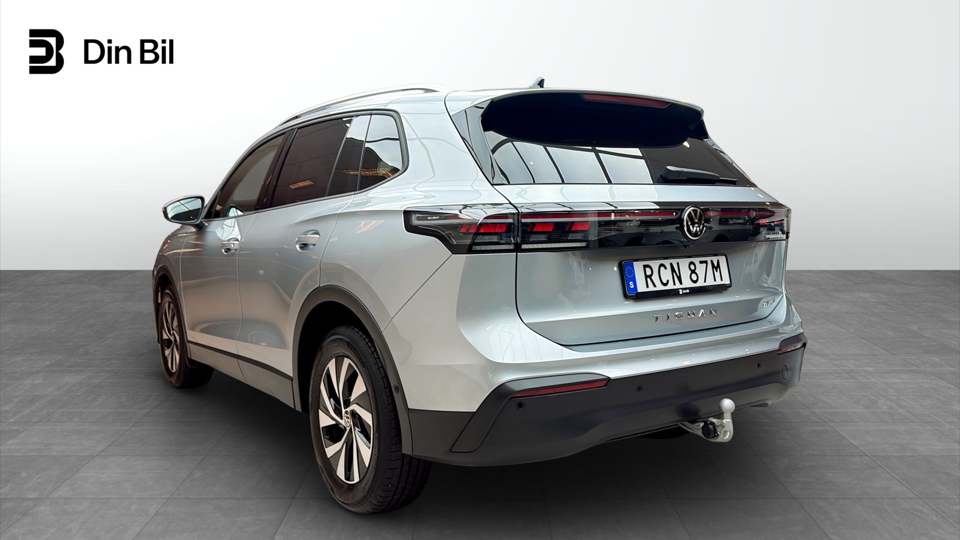 Volkswagen Tiguan RCN87M