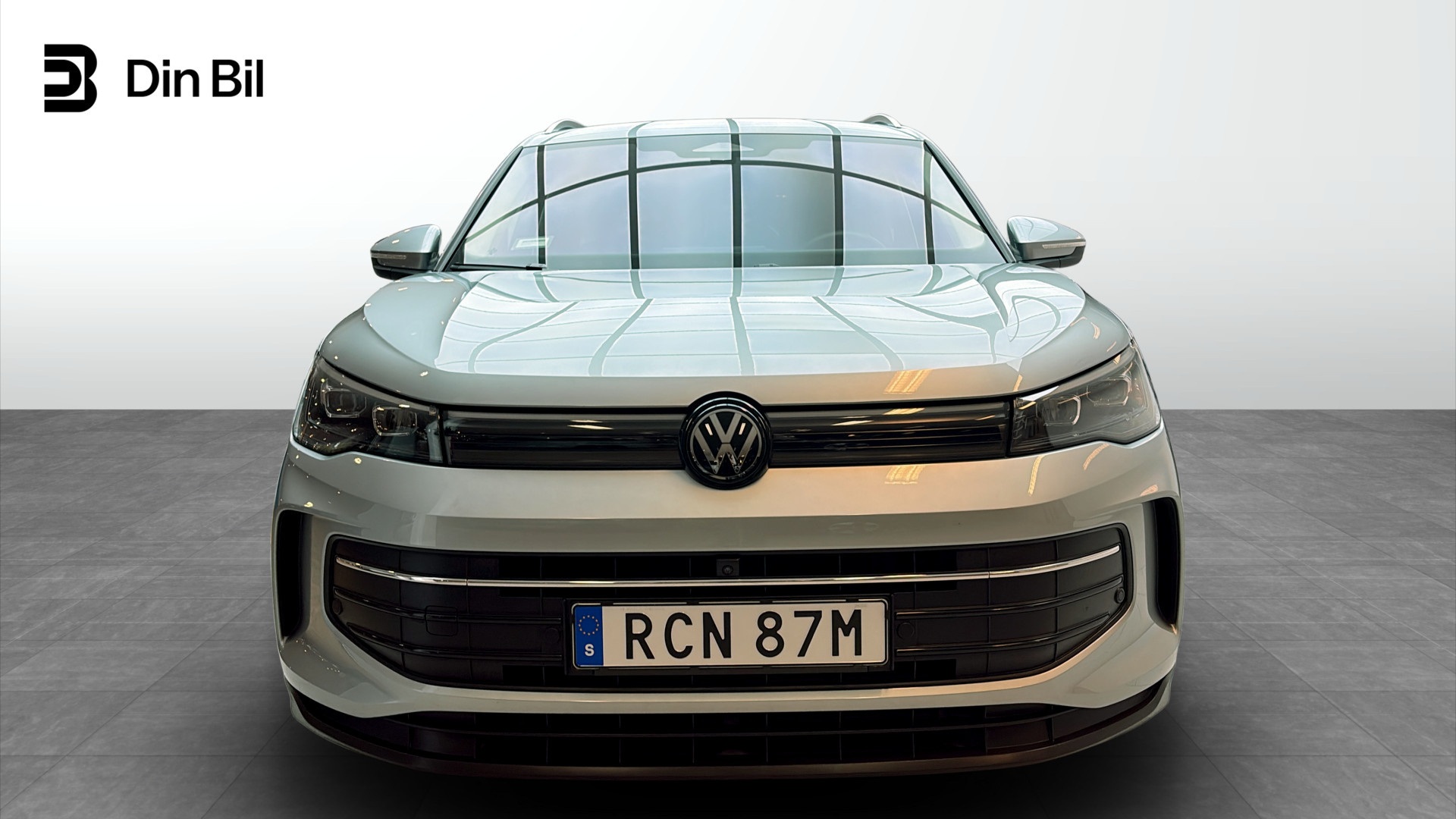 Volkswagen Tiguan RCN87M