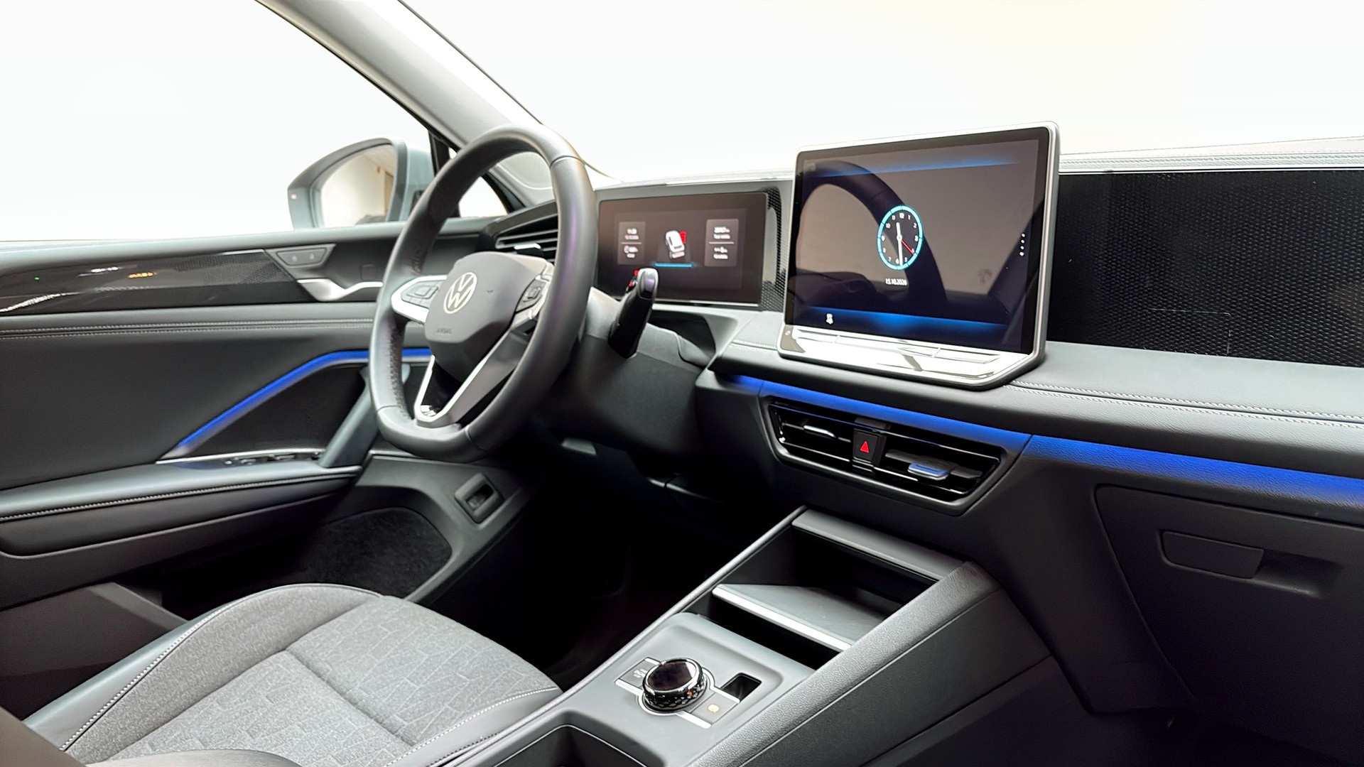 Volkswagen Tiguan RCN87M