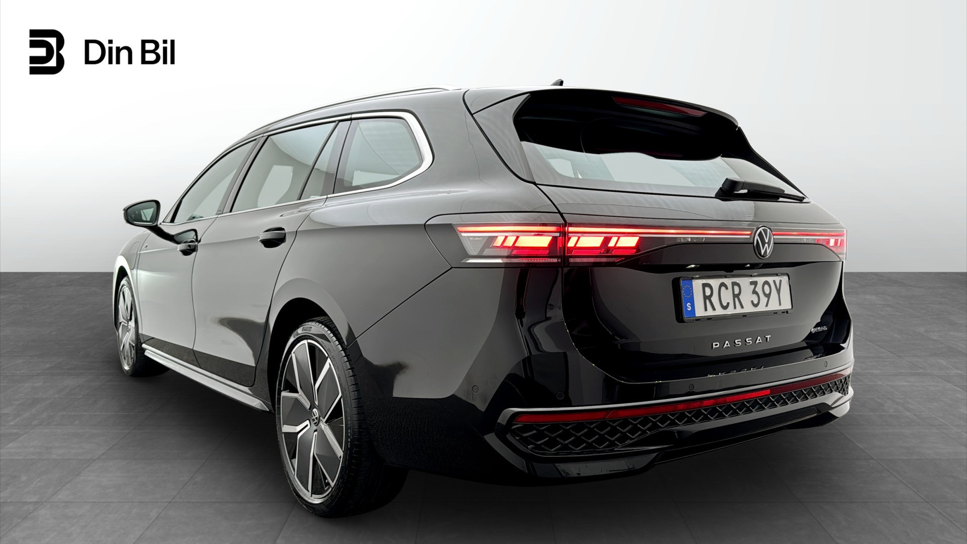 Volkswagen Passat RCR39Y