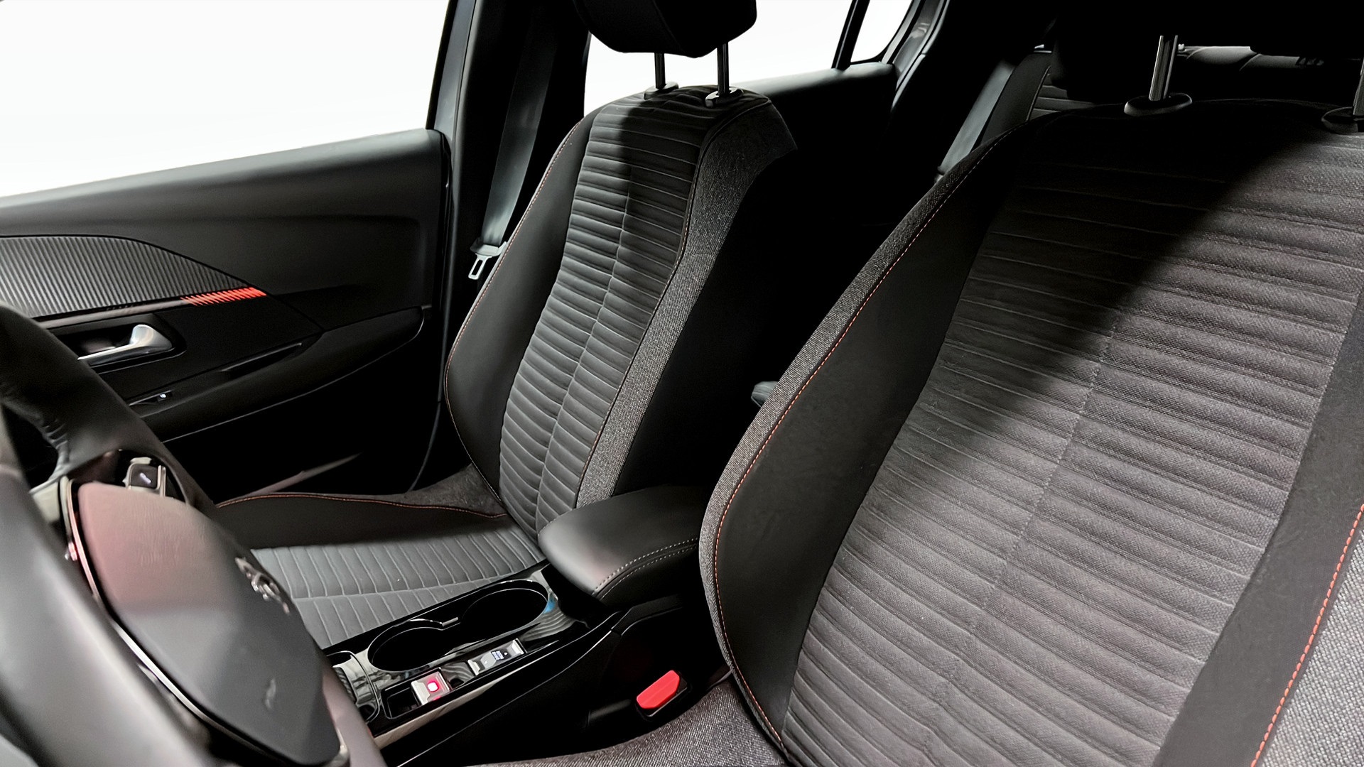 Peugeot e-208 RCR46J