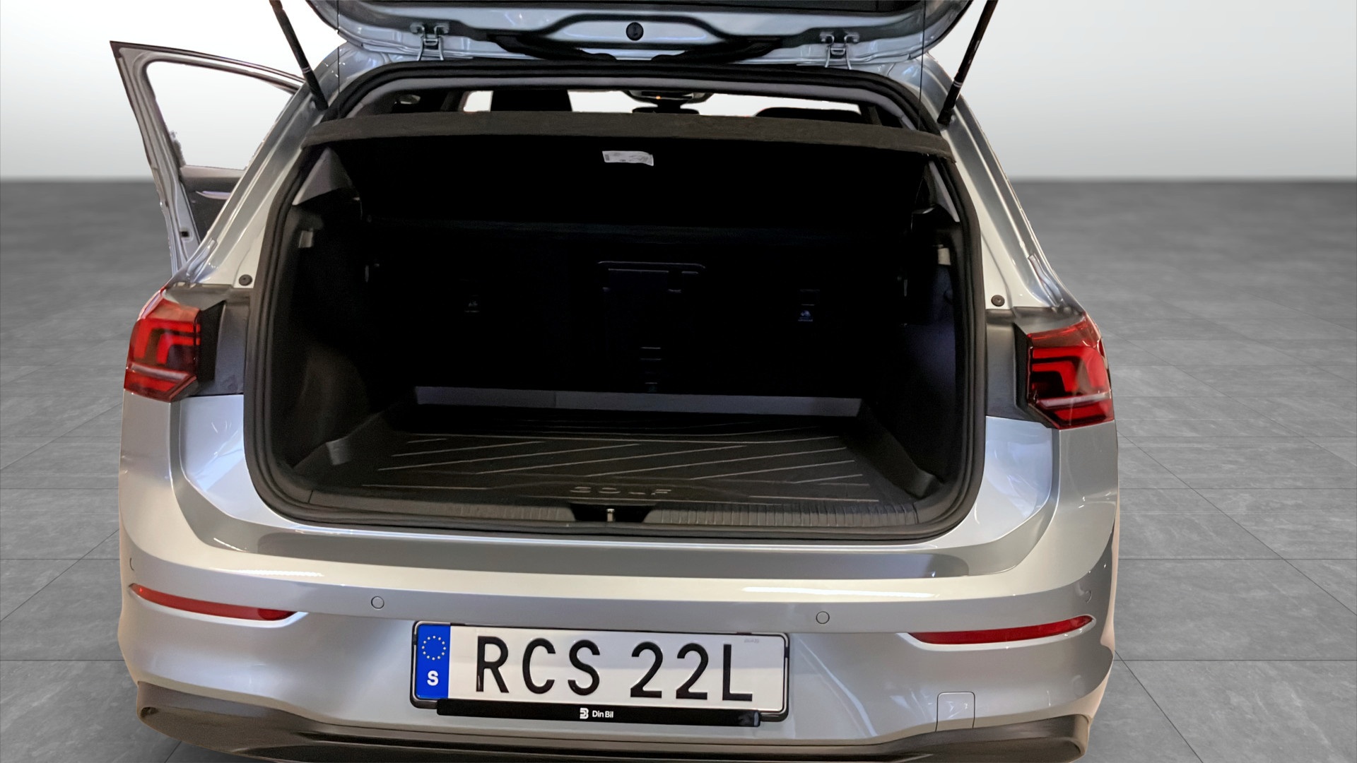 Volkswagen Golf RCS22L