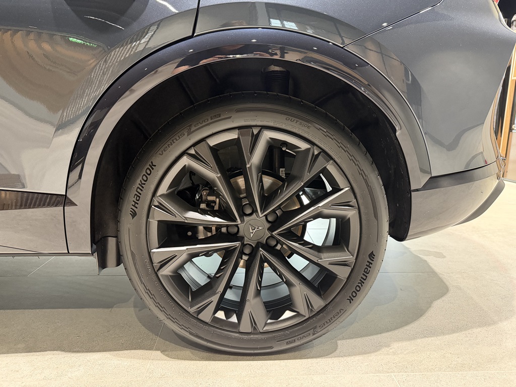 CUPRA Formentor RCT76A