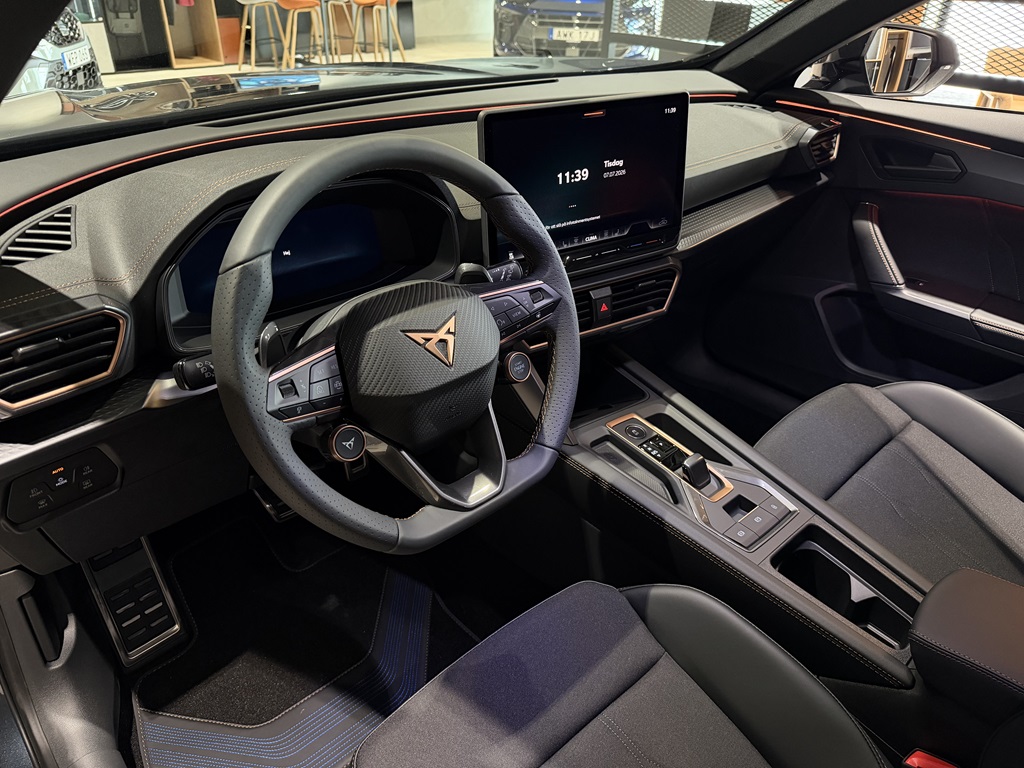CUPRA Formentor RCT76A