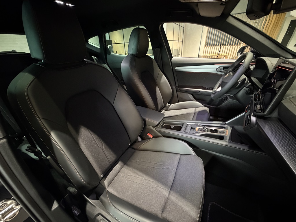 CUPRA Formentor RCT76A