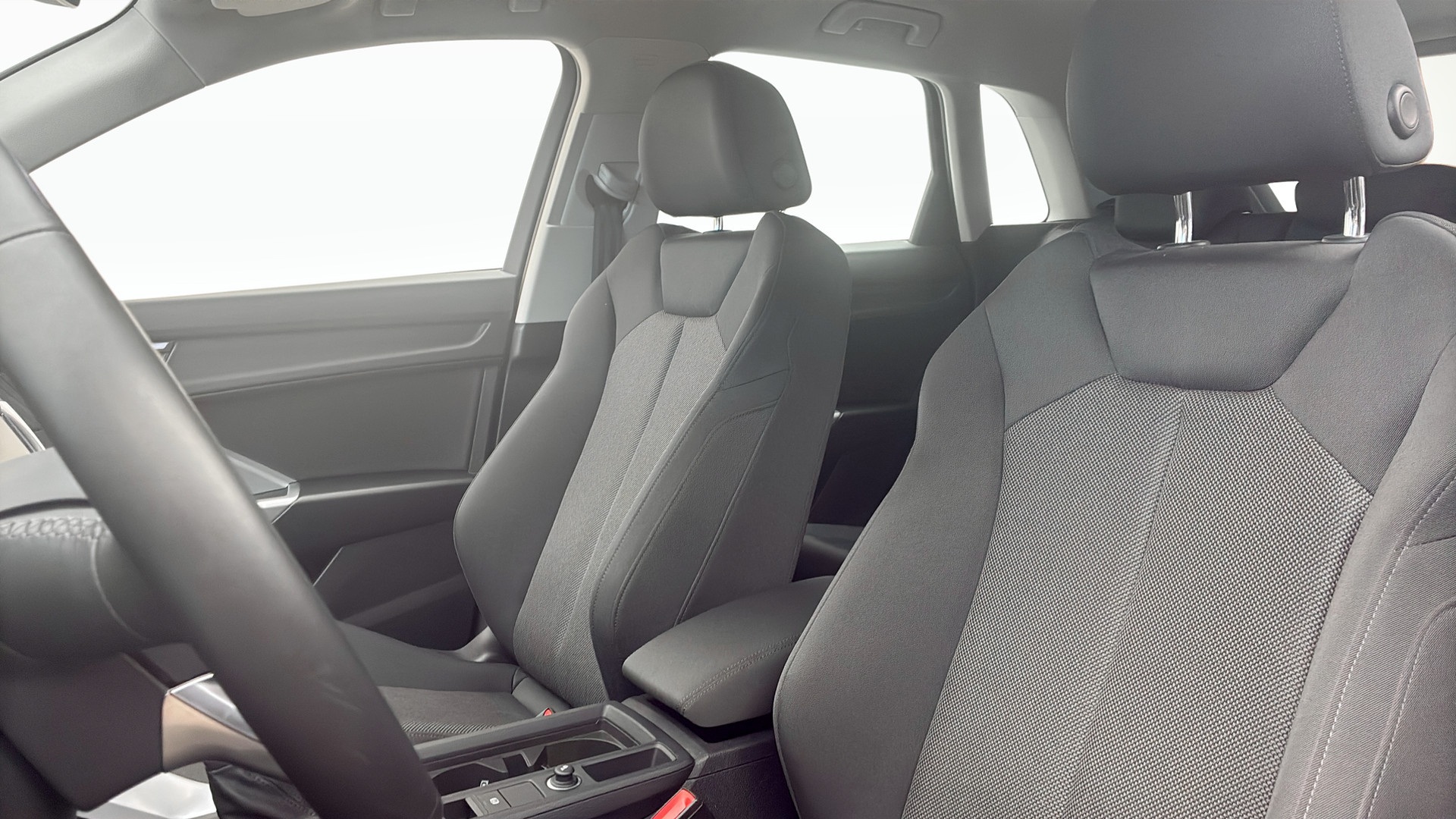 Audi Q3 RCT77G