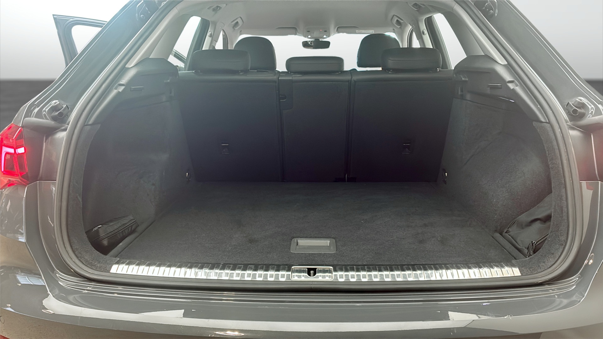Audi Q3 RCT77G