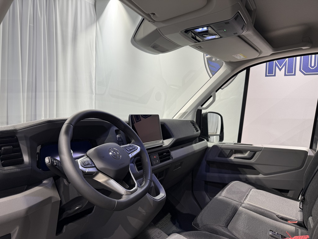Volkswagen Crafter Skåp kort hjulbas RCU25J