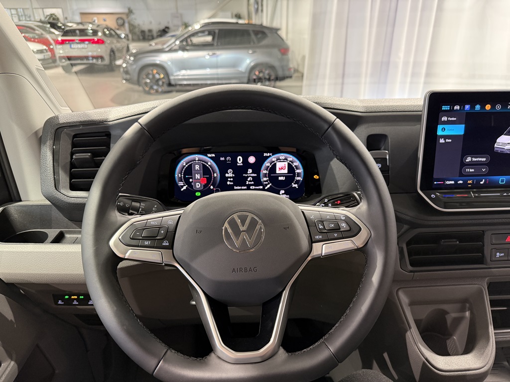 Volkswagen Crafter Skåp kort hjulbas RCU25J