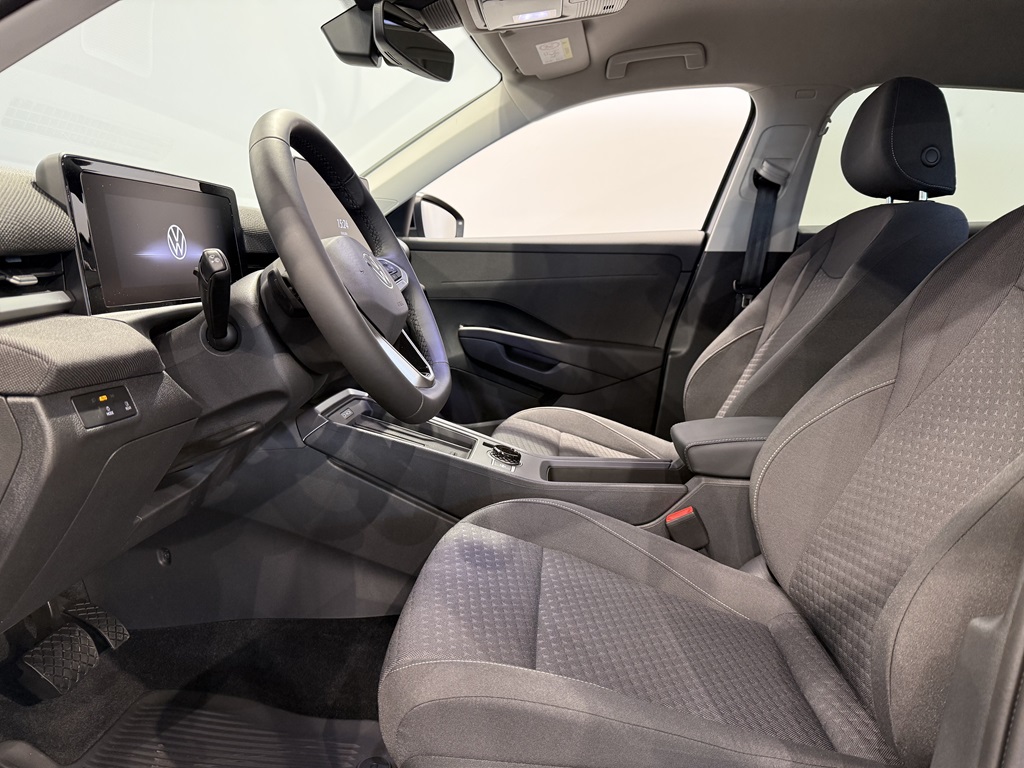 Volkswagen T-Roc RCW25S