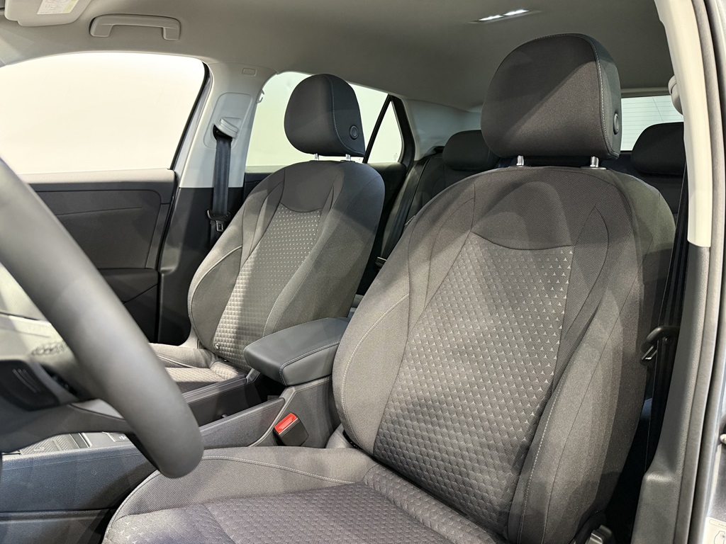 Volkswagen T-Roc RCW25S