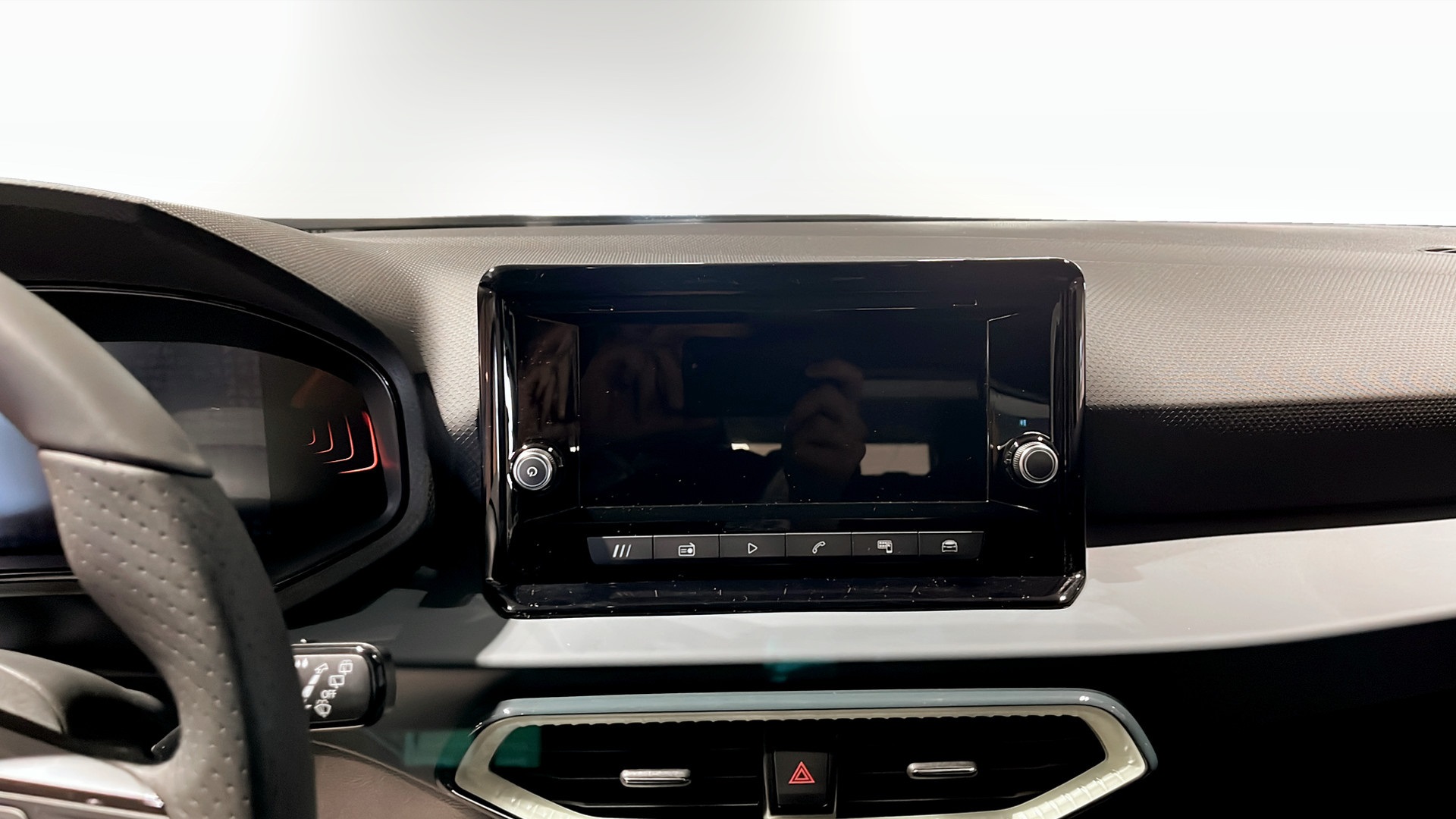 SEAT Arona RCW68U