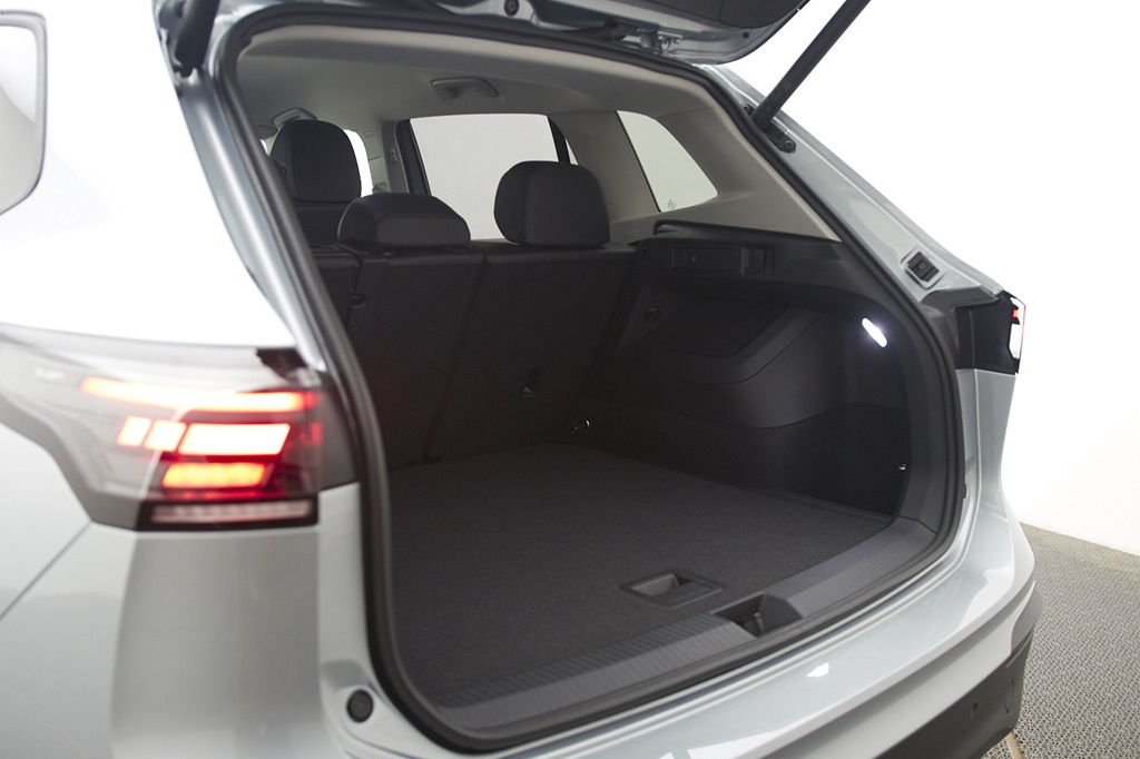 Volkswagen Tiguan RCW87L