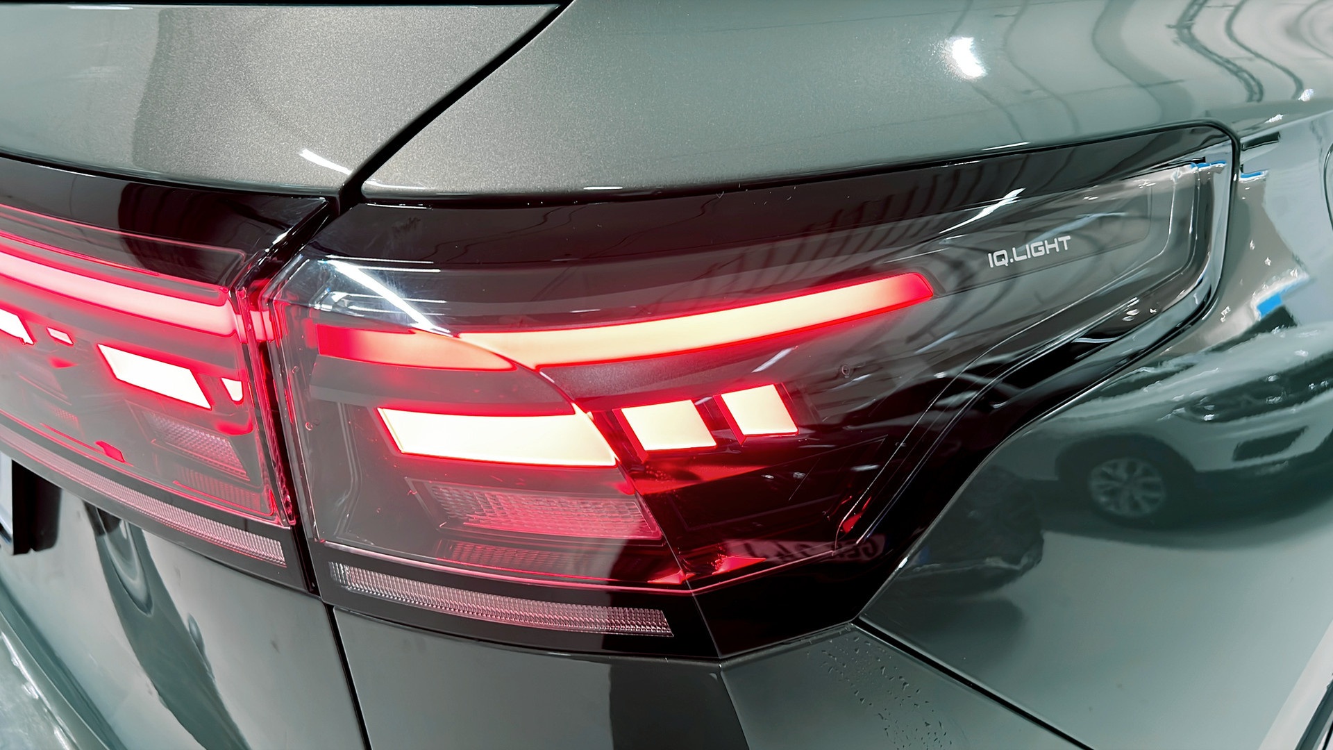 Volkswagen Tiguan RCX31G